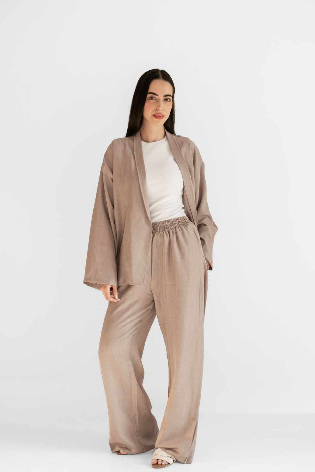 Rafef Suit